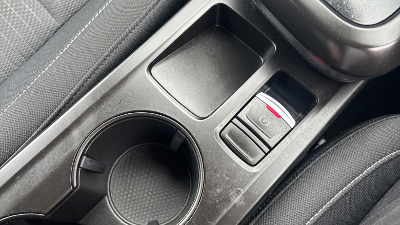 Renault Arkana 1.6 E-TECH Hybrid 145 Iconic 5dr Auto Hybrid Estate